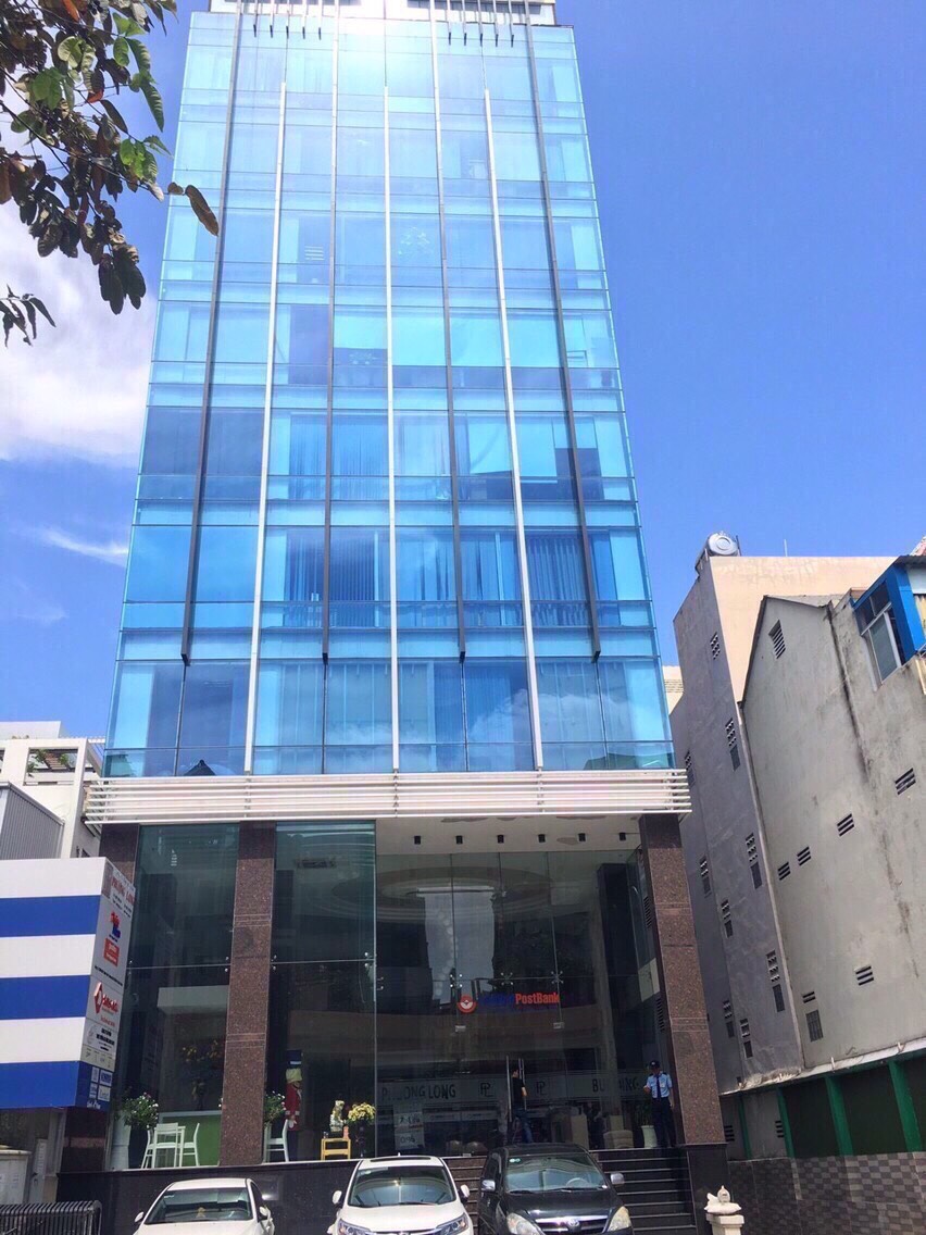 Chính chủ bán nhà MT 3 Tháng 2 Phường 10 Quận 10. DT 7x14m nhà 3 lầu thuê 100tr giá 40 tỷ TL. LH 0909.746.977