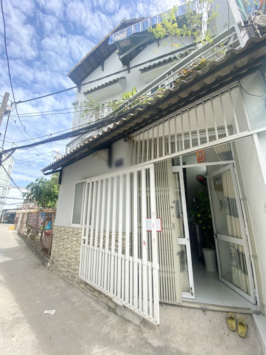 Chủ nhà kẹt tiền cần bán gấp nhà hẻm 1716 Nhà Giảng thị trấn Nhà Bè.