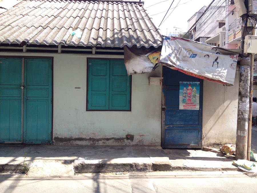Nhà nát hẻm 63/Lý Chiêu Hoàng (4x16,6m), vuông vức, CN 66m2