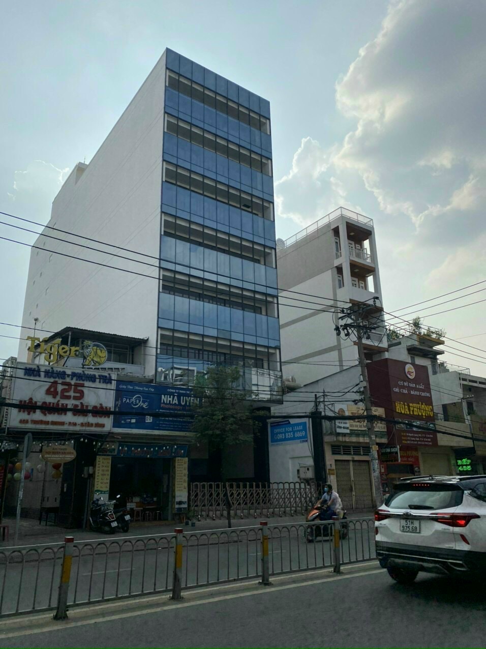 Bán gấp toà building hầm, 8 lầu góc 2MT Hoàng Văn Thụ, P. 4, Tân Bình, 8x31m. Giá chỉ: 60 tỷ TL