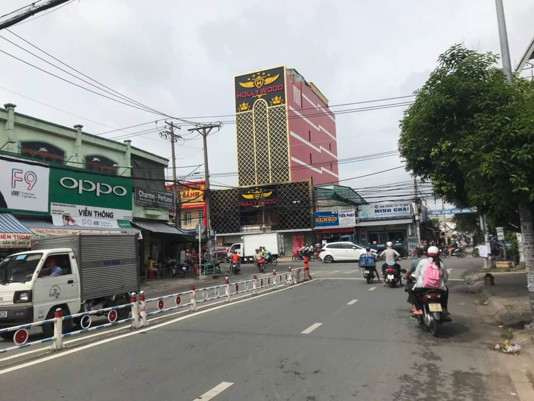 Bán nhà MTKD Nguyễn Sơn Tân Phú 7x17m đúc 2 lầu giá 22 tỷ TL (gần Bình Long)