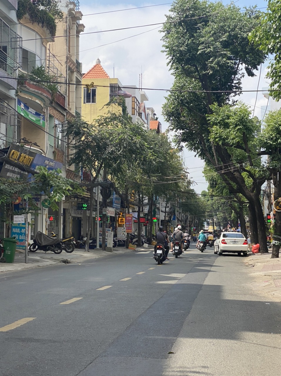 Bán nhà riêng tại Đường Nguyễn Thái Bình, Phường 12, Tân Bình, Tp.HCM diện tích 1Ư6m2  giá 12.7 Tỷ