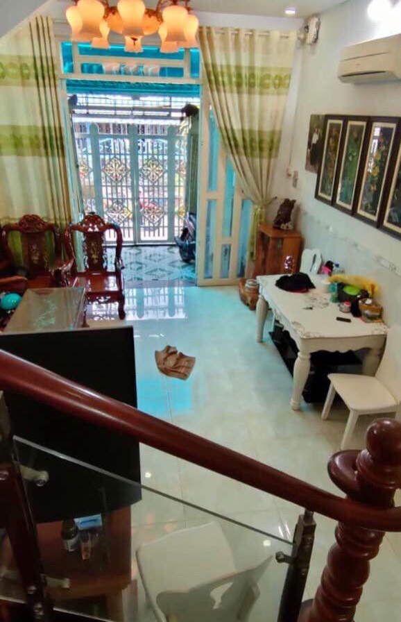 Cần bán nhà hẻm 1806 Huỳnh Tấn Phát, Nhà Bè, Dt 4,1x12,5m, 3 lầu. Giá 4,65 tỷ