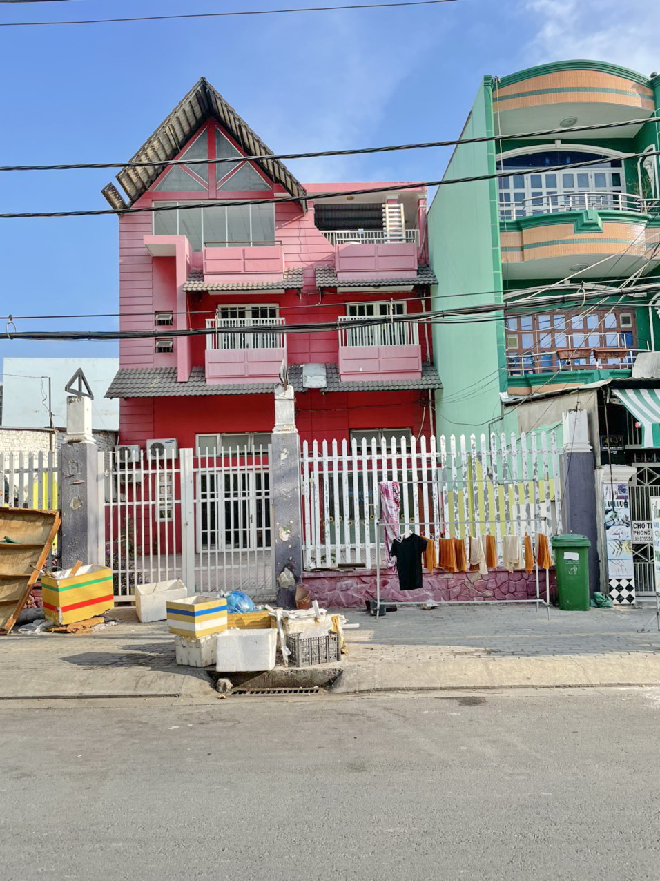 Bán nhà mặt tiền đường số 1, P Tân Phú, Quận 7.