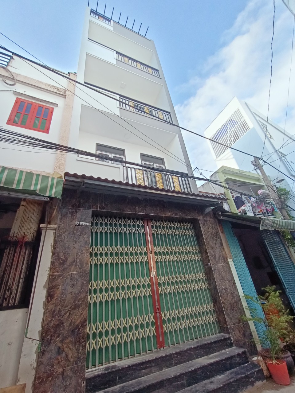 Bán Gấp Căn Nhà 3 Lầu Mới Đẹp Hẻm xe hơi Gần Tô Hiệu Quận Tân Phú