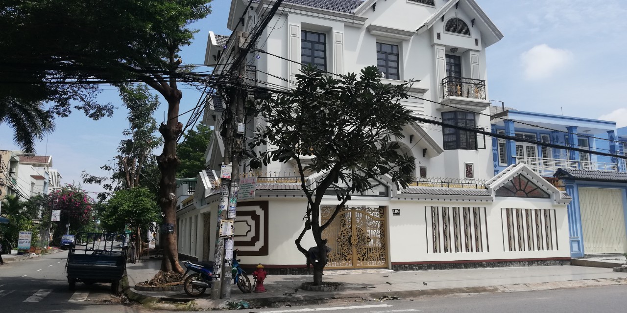 Bán nhà mặt tiền đường Trần Hưng Đạo, P. 5, Quận 5 (2 chiều). DT: 4x26m, giá 29,5 tỷ