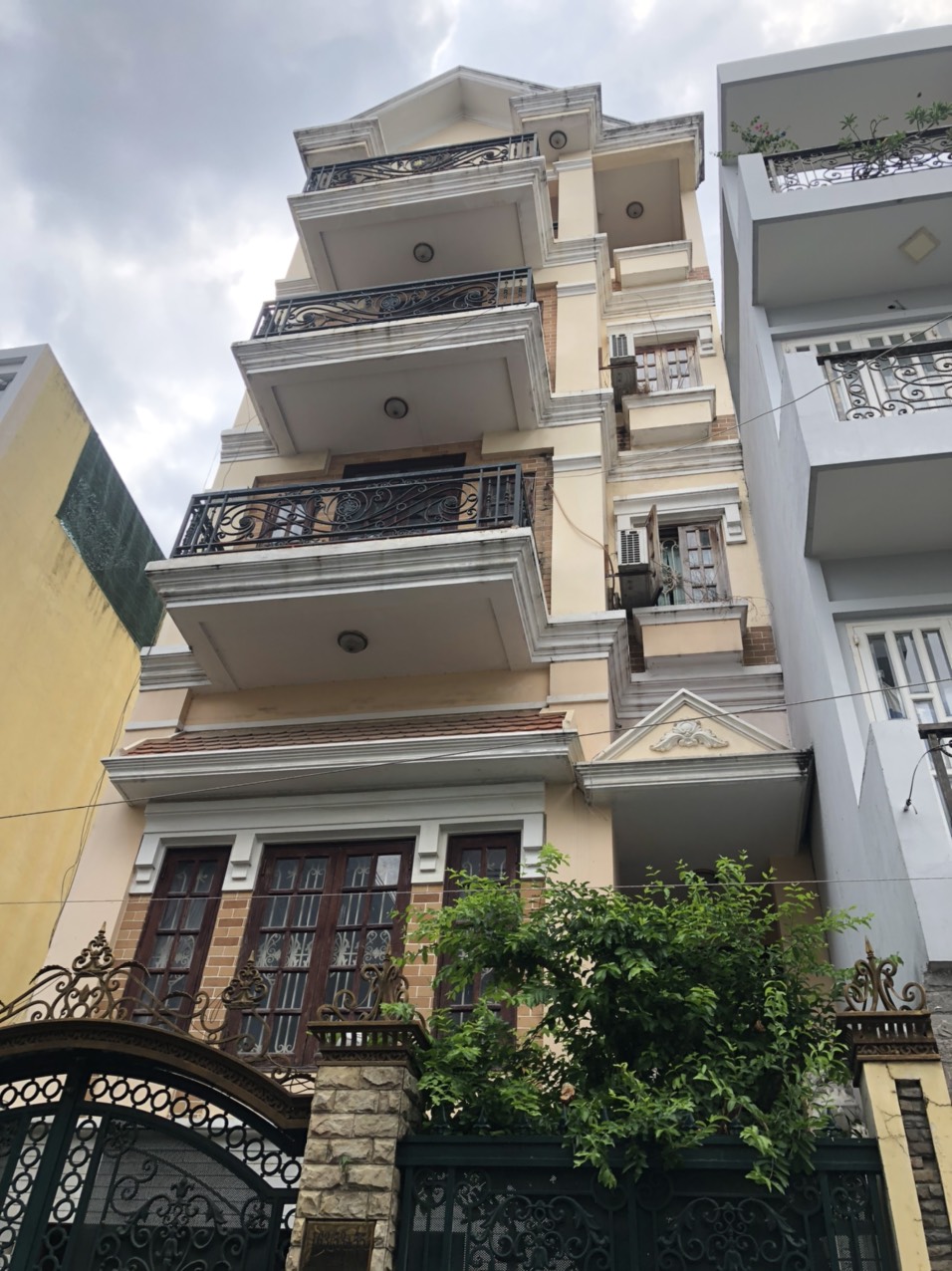 Bán căn khan hiếm mặt tiền Nguyễn Đình Chiểu, Quận 3, DT 4,9x39m, trệt 4 lầu, giá 65 tỷ TL