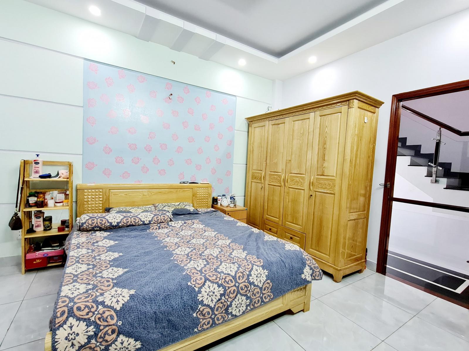 Nhà NGỘP bank HXH, khu phân lô Phạm Văn Chiêu, 74m2, 5 tầng, view Dream Home, 7.7 tỷ.