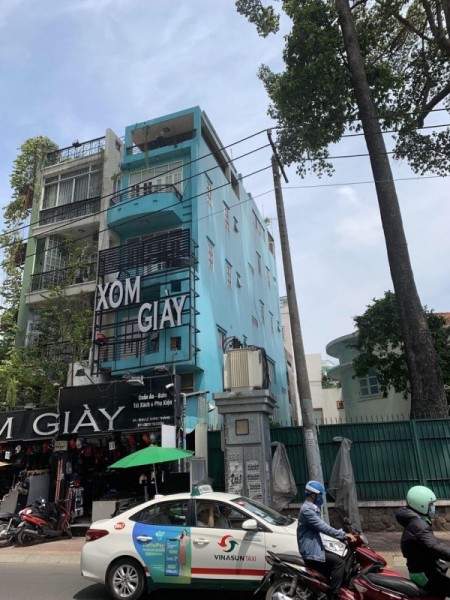 HOA HỒNG GỬI ANH CHỊ MÔI GIỚI 6%. GIÁ GIẢM SÂU BÁN NHANH TRONG NGÀY. Hỗ trợ khách hàng 2.000m3 (hai nghìn mét khối) đất san lắp khi bàn giao đất