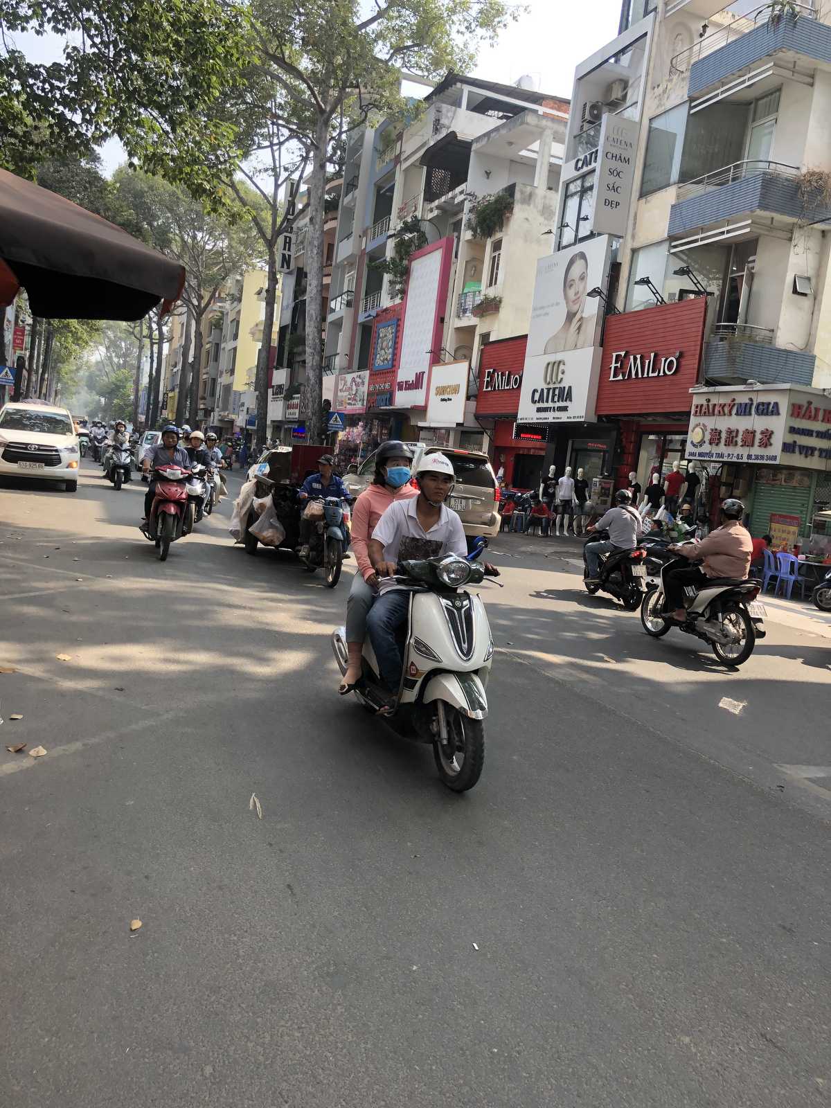 HOA HỒNG GỬI ANH CHỊ MÔI GIỚI 6%. GIÁ GIẢM SÂU BÁN NHANH TRONG NGÀY. Hỗ trợ khách hàng 2.000m3 (hai nghìn mét khối) đất san lắp khi bàn giao đất