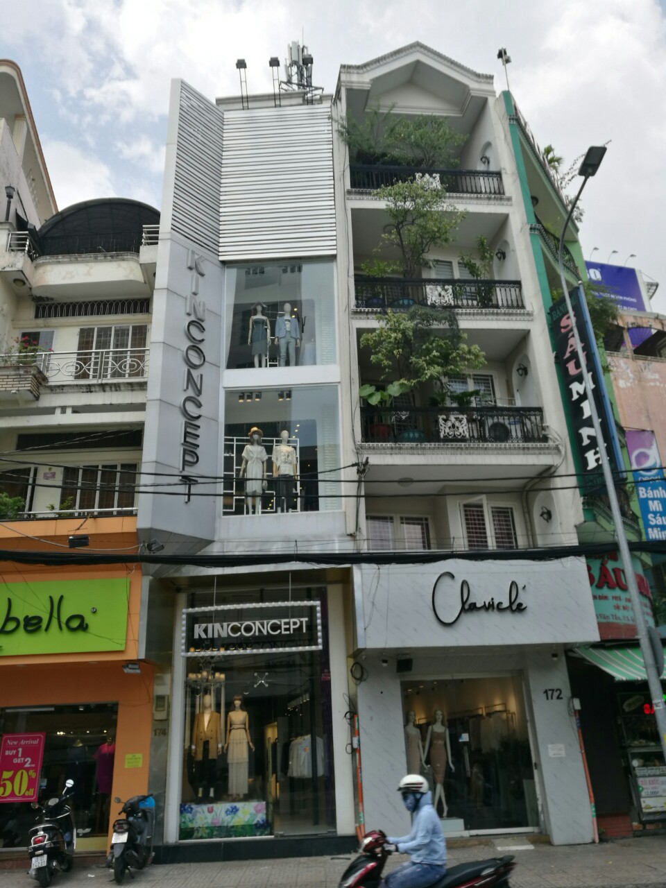 HOA HỒNG GỬI ANH CHỊ MÔI GIỚI 6%. GIÁ GIẢM SÂU BÁN NHANH TRONG NGÀY. Hỗ trợ khách hàng 2.000m3 (hai nghìn mét khối) đất san lắp khi bàn giao đất.