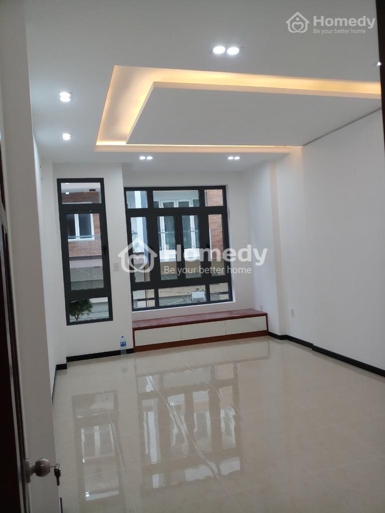 Bán nhà MT Nguyễn Đình Chiểu Quận 3 ( 607m2, giá: 240 tỷ TL )