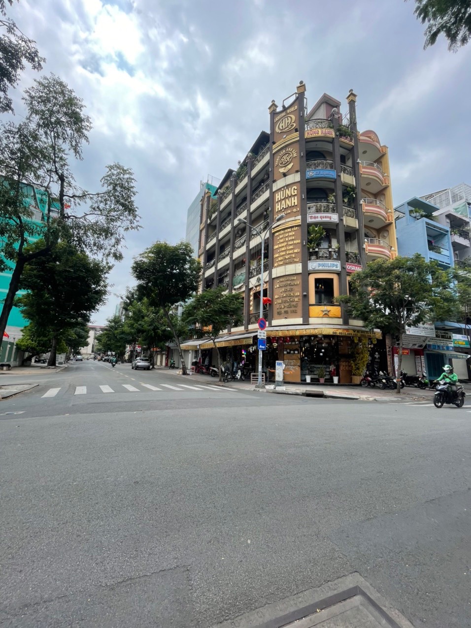 4,5 x 29m, bán nhà mặt tiền đường Âu Cơ (gần ngã 3 Lũy Bán Bích) - Tân Phú, giá 18 tỷ TL