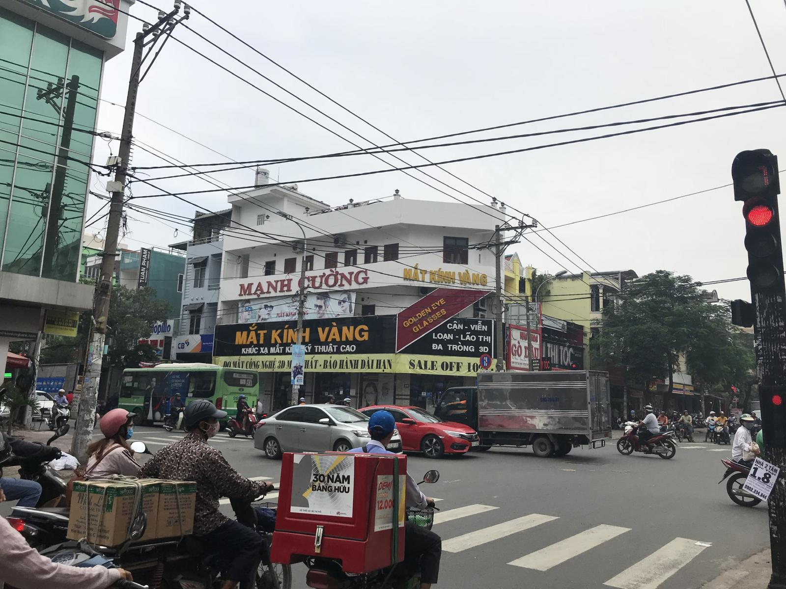 Bán nhà MTKD Tân Sơn Nhì, 8.2x25m, Cấp 4, Giá 45 tỷ TL