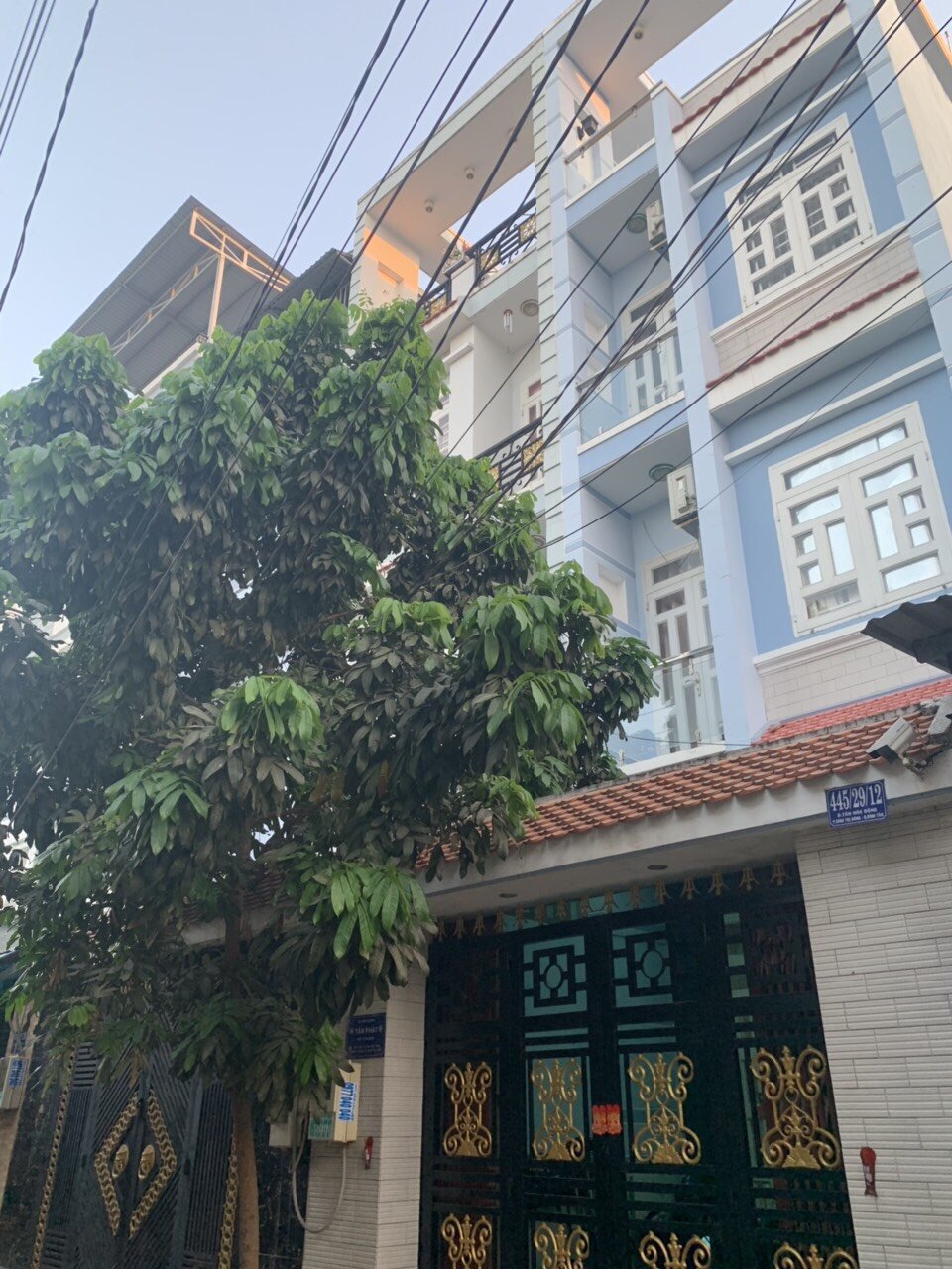 Bán nhà MT đường 3/2 khu Áo Cưới P11,Quận 10 DT:4.5x21m 4 lầu giá chỉ 43 tỷ DTCN:100m2