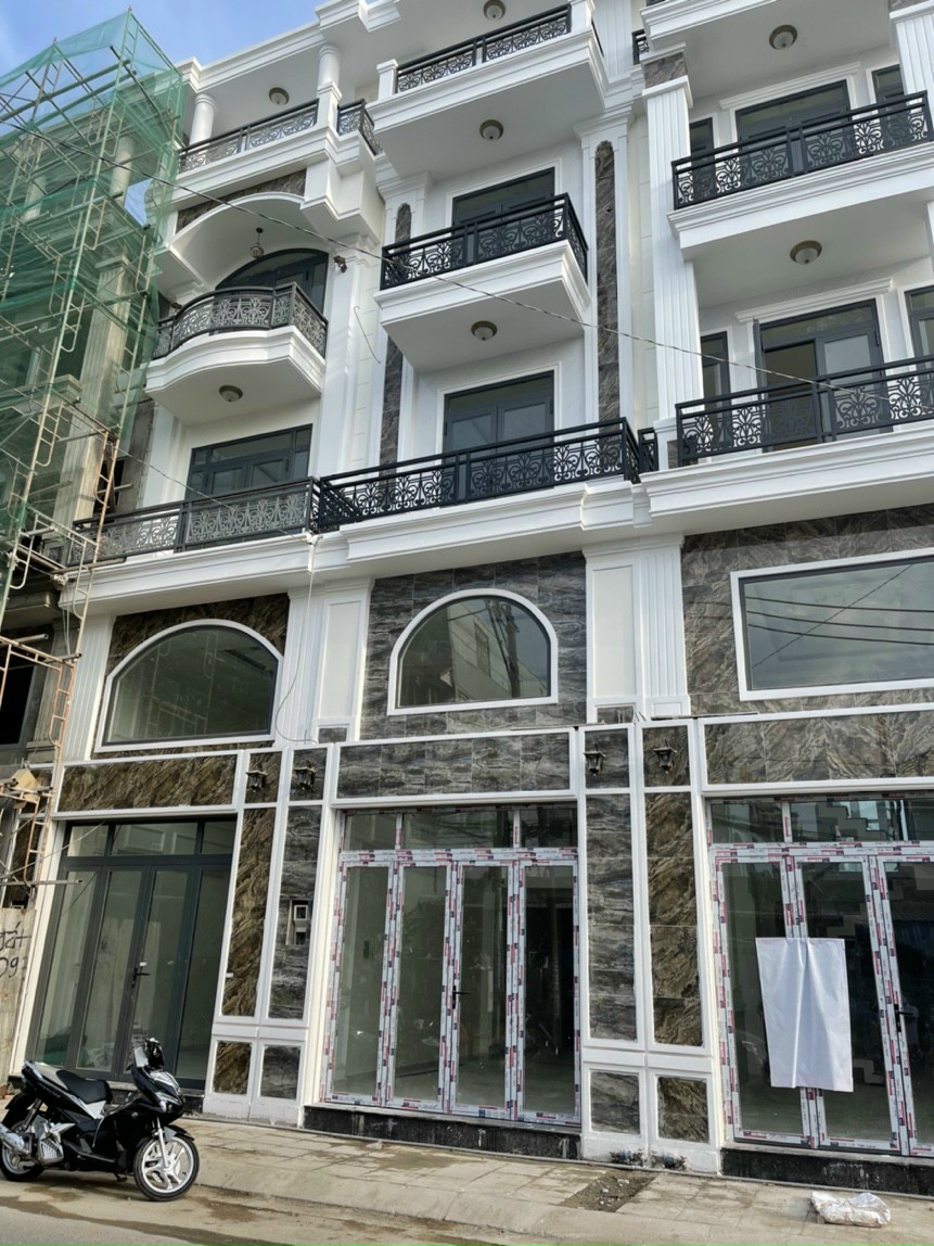 NHÀ HẺM,GÒ VẤP, GIÁ 5 TỶ, 60M2 ( 5*12). 