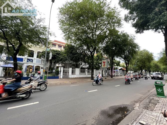 Hoa Hồng 6%. Bán đất Thổ Cư MT Nhựa 20m Pháo Binh, Trâm Vàng 3, GD, Tây Ninh. DT: 24m x 48m, TDT: 1.060,2m2. Đất View ngã 4 Gần BV Xuyên Á Tây Ninh