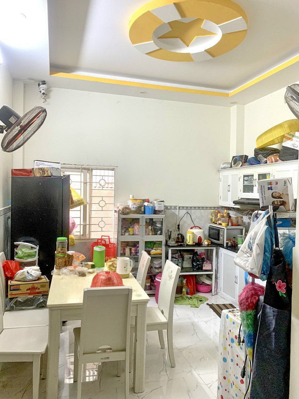 Bán nhà hẻm 88 đường Nguyễn Văn Quỳ P. Phú Thuận Quận 7.