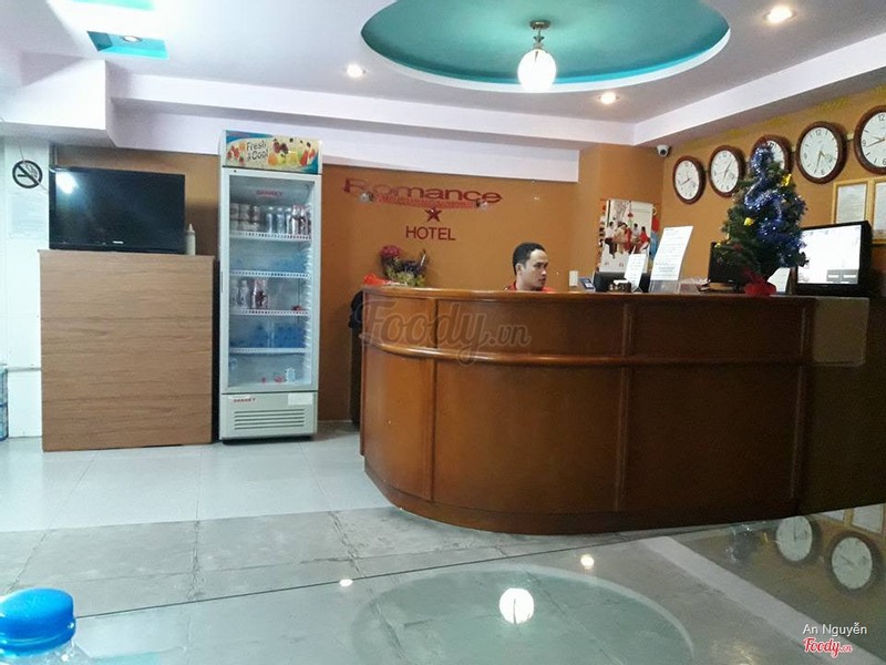 Bán khách sạn KDC Sadeco ven sông đường Nguyễn Văn Linh