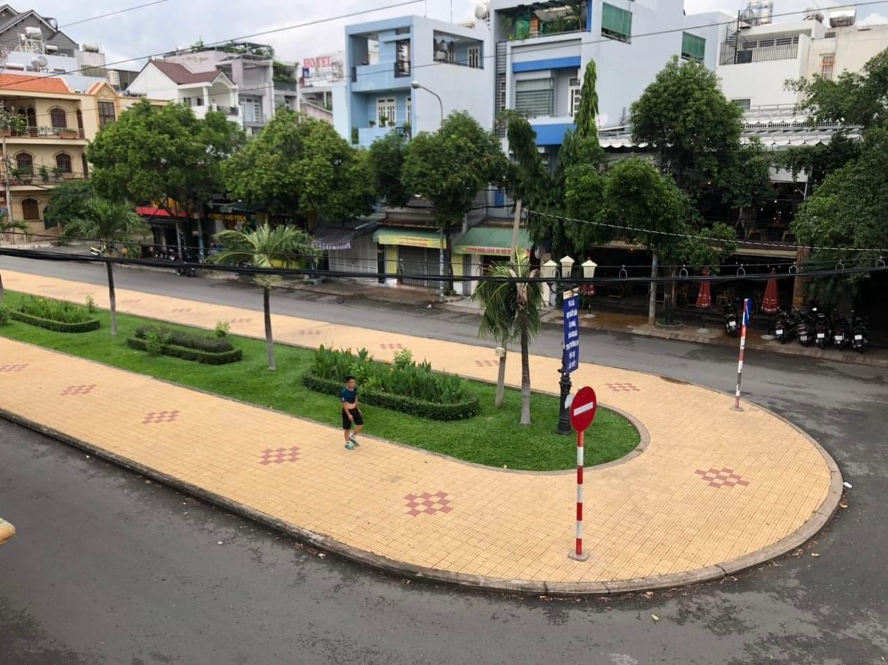 Bán nhà 2 MT Nguyễn Thế Truyện - Tân Sơn Nhì, 4x15m, 4T, 8PN, 18.3 tỷ