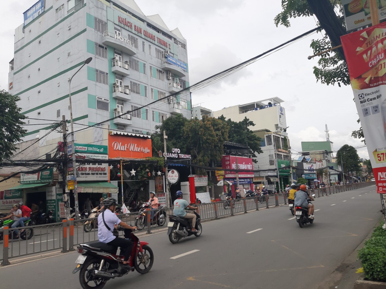 Nhà hẻm xe hơi DT 4x16m đường Quang Trung Phường 8 gần sát mặt tiền - Trệt 3 Lầu 4PN GIÁ CHỈ 7 TỶ .