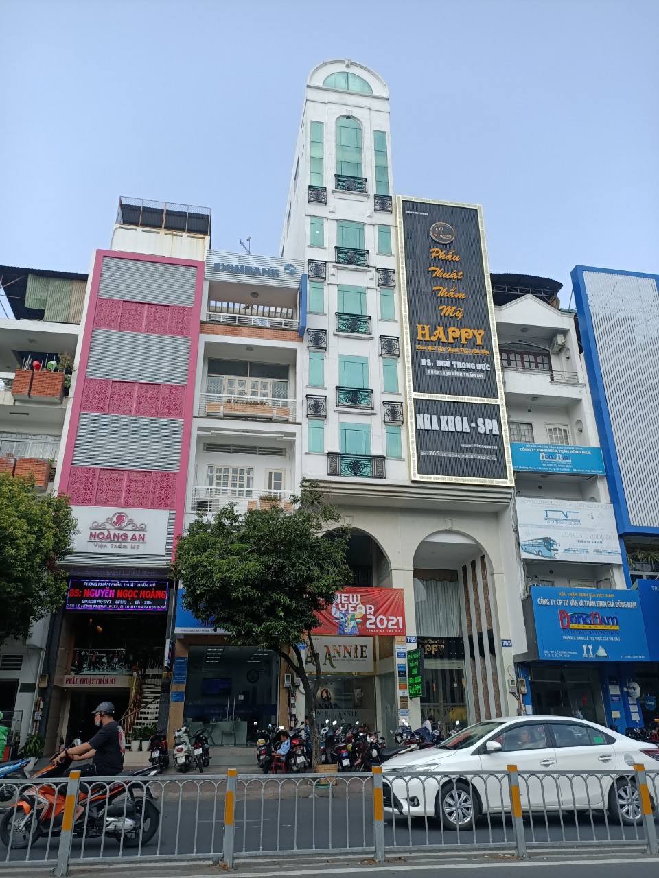 Bán nhà mặt tiền 2 chiều đường Nguyễn Đình Chiểu P.2 Q.3, HDT: 110tr/tháng
