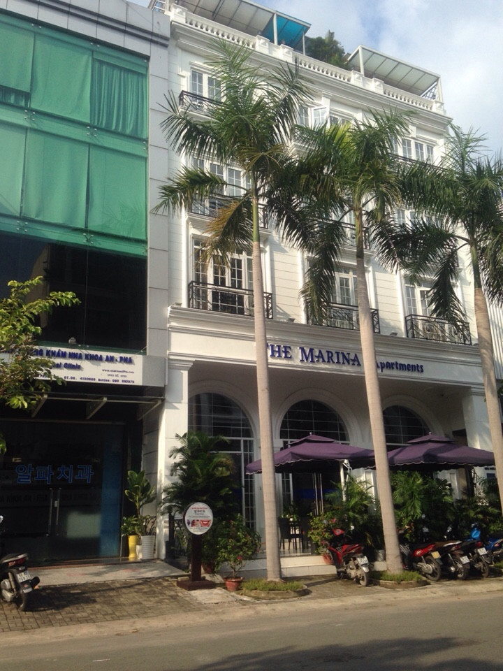 Cần bán gấp 3 khách sạn liền nhau đẹp trung tâm Phú Mỹ Hưng Quận 7 ,dt 18x18,5m xây hầm 6 lầu, sổ hồng.