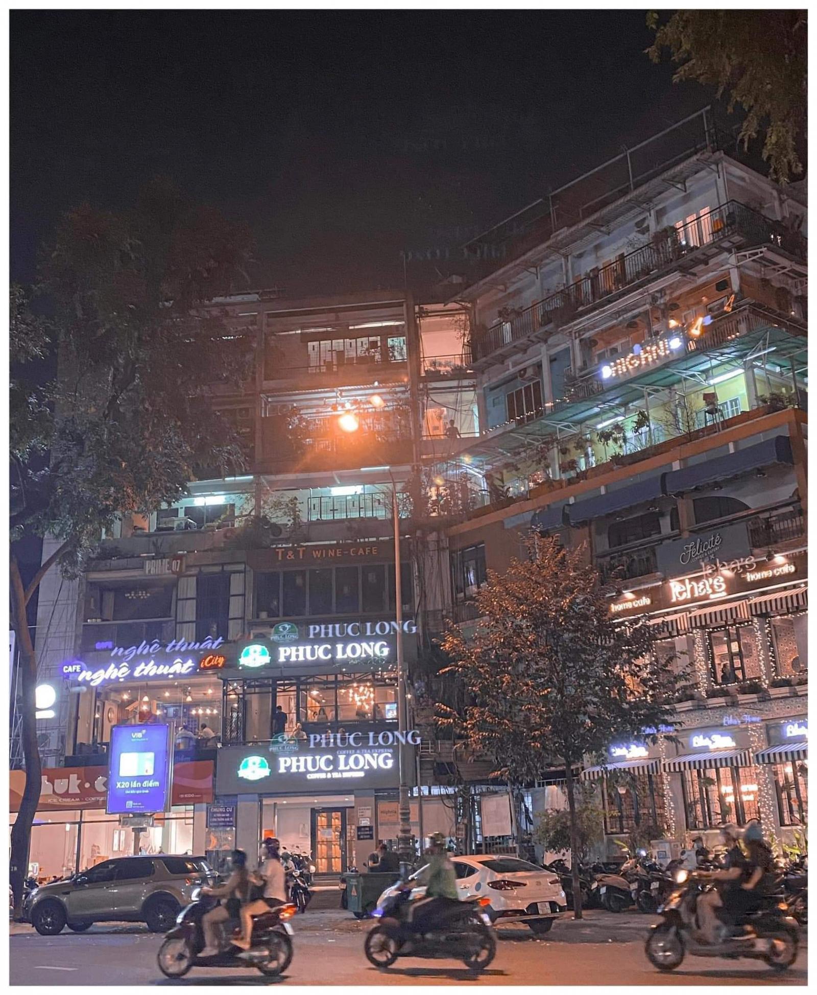 Bán nhà mặt tiền đường Nguyễn Minh Hoàng, K300. DT: 5*17M, 3 lầu, chỉ 18.5 Tỷ