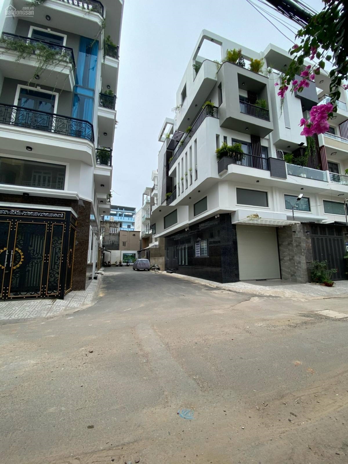 Cần bán căn nhà đường Lê Văn Thọ , P8, DT 4.5 x 22m. 1trệt 1lầu 1 sân thượng , Giá 7.3 tỷ 