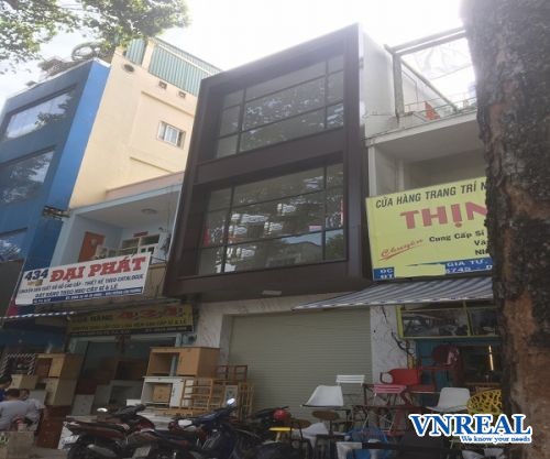 Bán 2.046,2m2 đất thổ cư 2 mặt tiền đường lớn Lê Văn Chí và đường Linh Trung , P. Linh trung, TP. Thủ Đức, giá bán 200tr/m2. Liên hệ: 0902.650.739