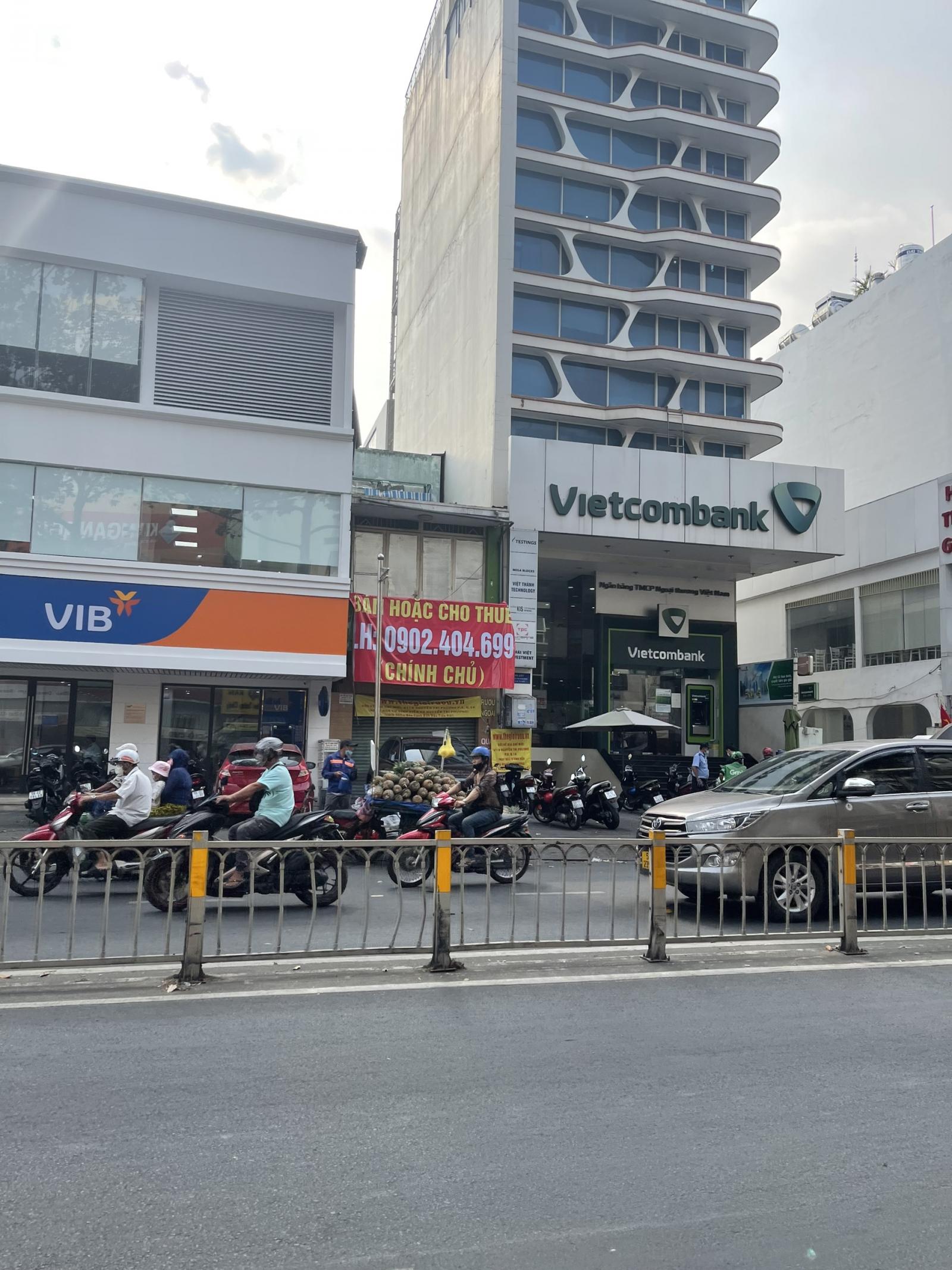 Bán 2.046,2m2 đất thổ cư 2 mặt tiền đường lớn Lê Văn Chí và đường Linh Trung , P. Linh trung, TP. Thủ Đức, giá bán inbox. Liên hệ: 0902.650.739