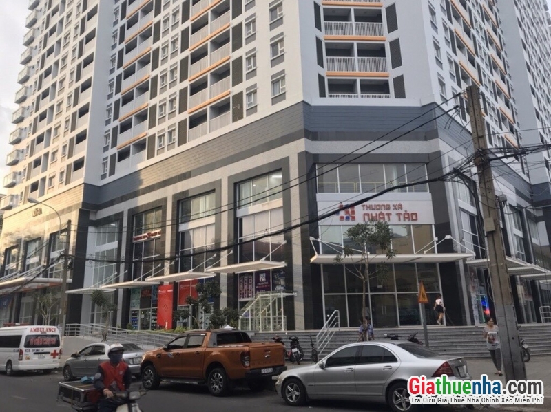 Bán 2.046,2m2 đất thổ cư 2 mặt tiền đường lớn Lê Văn Chí và đường Linh Trung , P. Linh trung, TP. Thủ Đức, giá bán inbox. Liên hệ: 0902.650.739