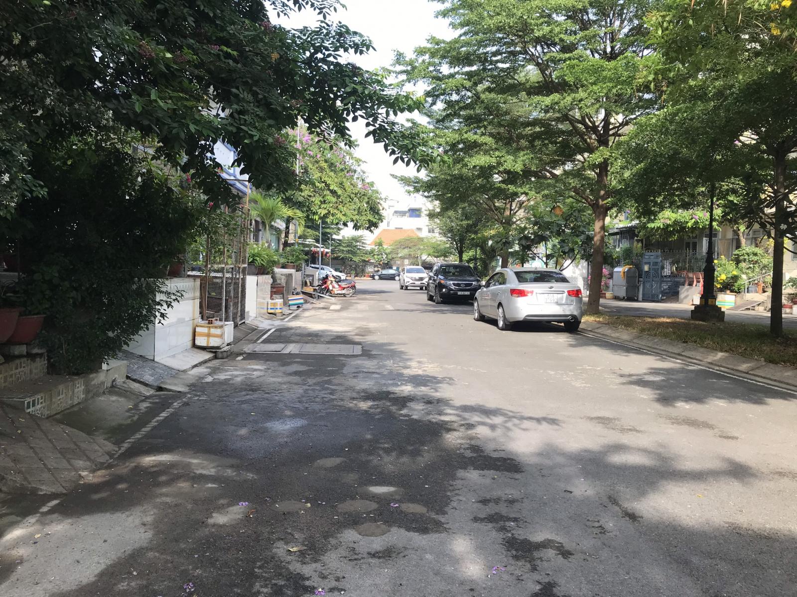 Bán nhà đường Phạm Văn Đồng, Thủ Đức gần ngã tư Bình Triệu, Hồ Chí Minh.
