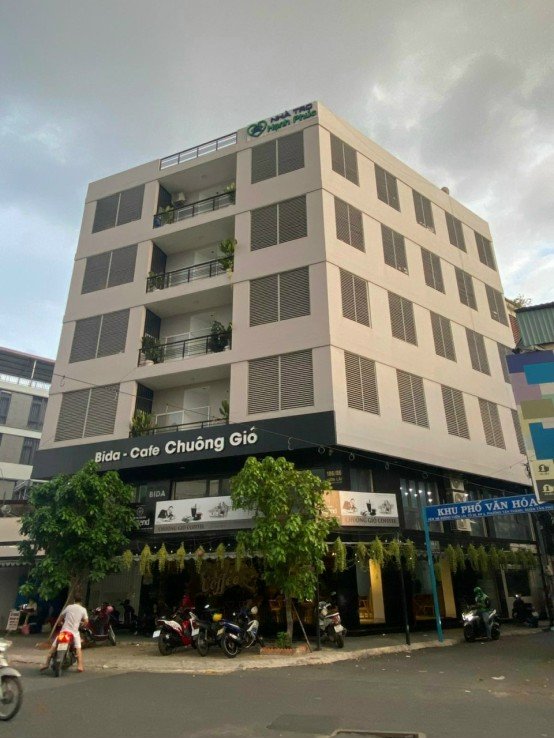 Bán tòa building VP ngay Trường Sơn, P. 2, Tân Bình, 3.900m2 sàn, HĐT 1 tỷ/ tháng, giá 360 tỷ TL