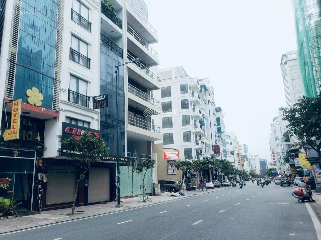 Cần bán nhà đường Nguyễn Văn Trỗi, P1, Quận Tân Bình.dt:11x16m, giá 100 tỷ.0903397569