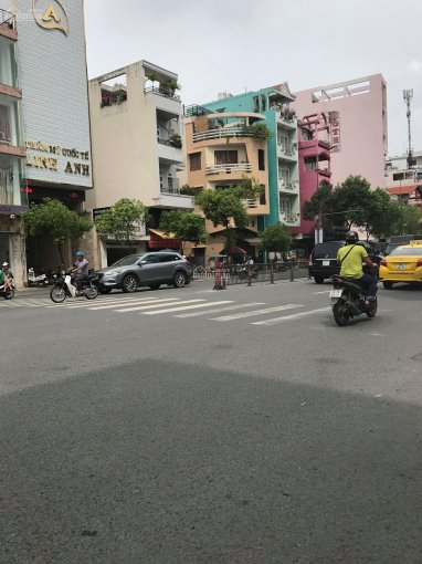 Cần bán biệt thự mặt tiền đường Gò Dầu, Tân Phú, DT: 12m x 27m nở hậu cực đep giá 61 tỷ
