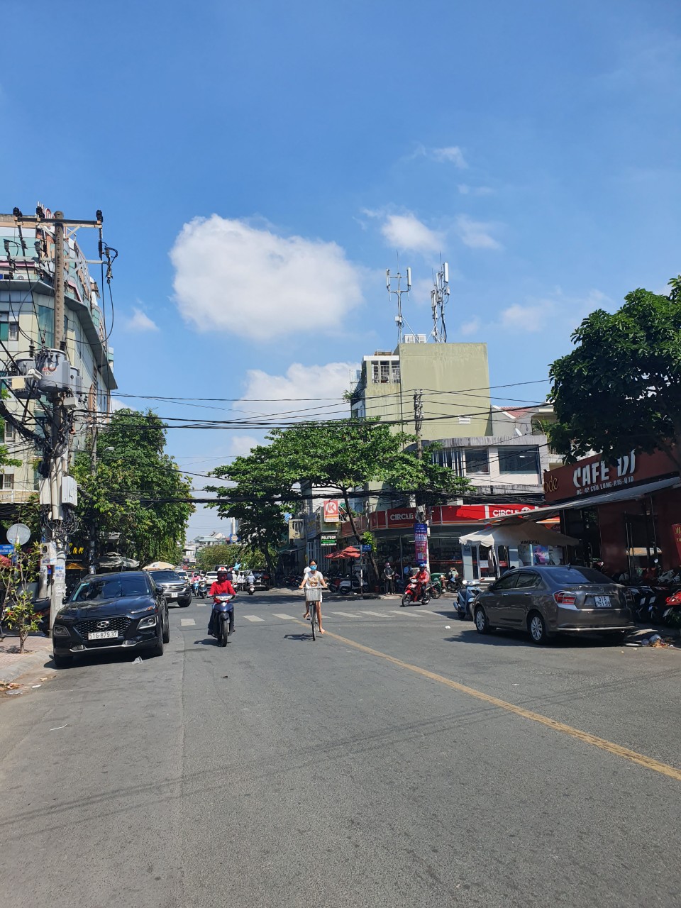Cần bán nhà cũ, Diện tích lớn còn sót lại Mặt tiền Thành Thái-Nguyễn Tri Phương,Quận 10