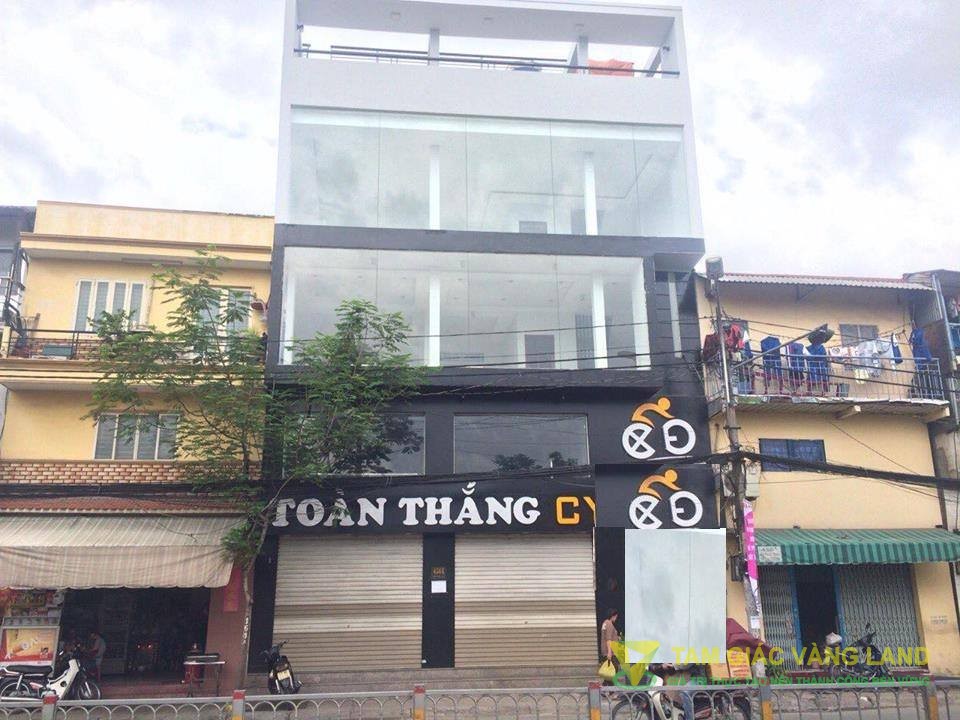 HOA HỒNG GỬI ANH CHỊ MÔI GIỚI 4%. Hỗ trợ khách hàng 1.500m3 đất để san lắp khi bàn giao đất. Bán đất thổ cư mặt tiền đường nhựa 20m