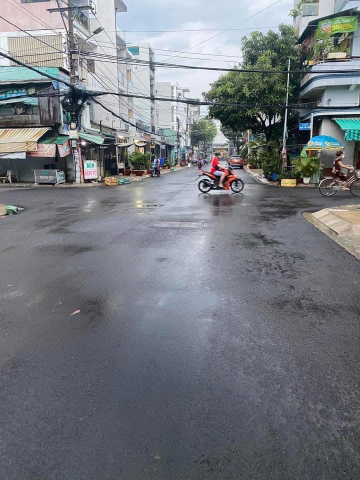 Bán nhà MT Đàm Thận Huy - Văn Cao, Tân Hương, 10x7m, 2 Tầng, 8.9 tỷ