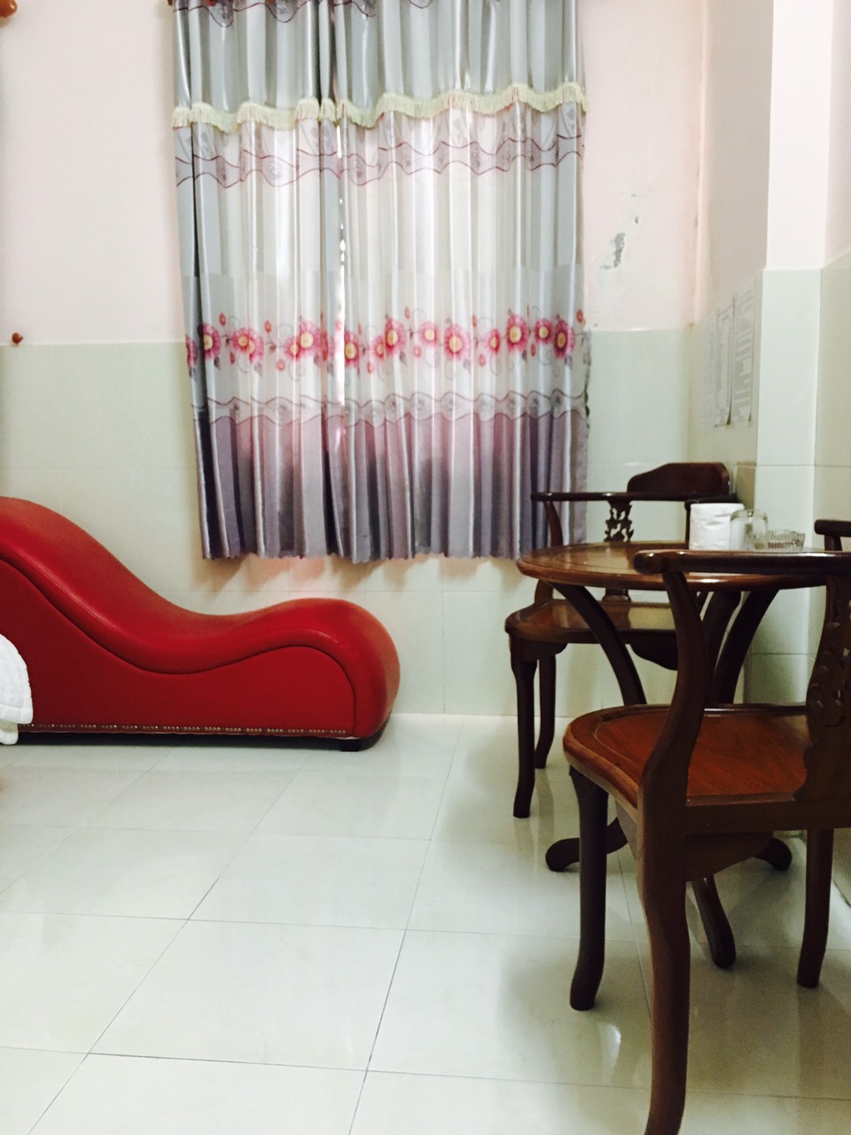 Bán khách sạn đang kinh doanh đường Nguyễn Ảnh Thủ, 9x30m, 38 phòng, giá 15 tỳ