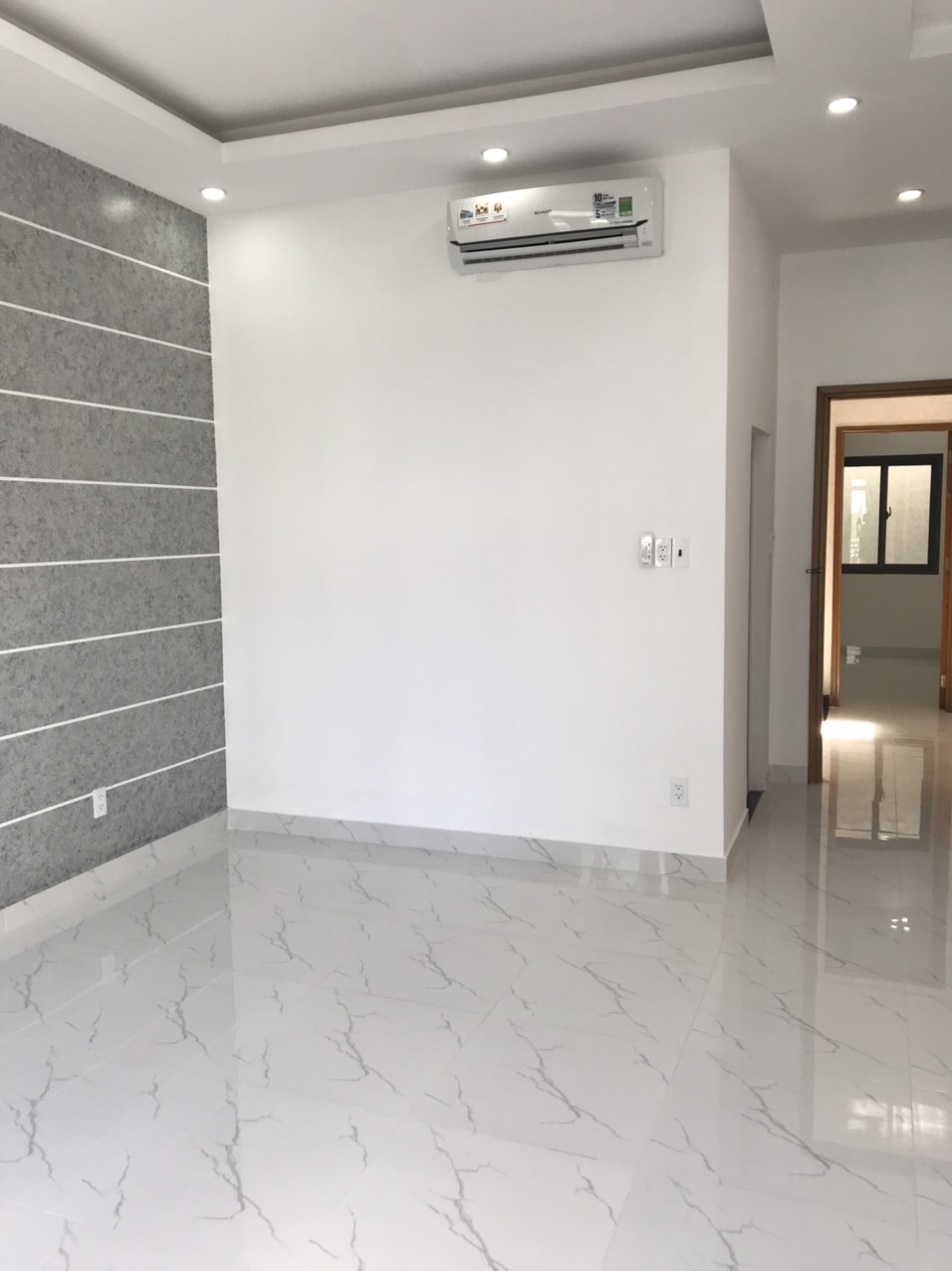 Bán nhà Bình Tân,KP2,B.HH. DT:4x15m, 4 lầu. Nhà mới 