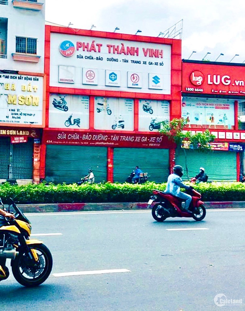 Bán 2.046,2m2 đất thổ cư 2 mặt tiền đường lớn Lê Văn Chí và đường Linh Trung , P. Linh trung, TP. Thủ Đức, giá bán 235 triệu/m2. Liên hệ: 0902.650.739