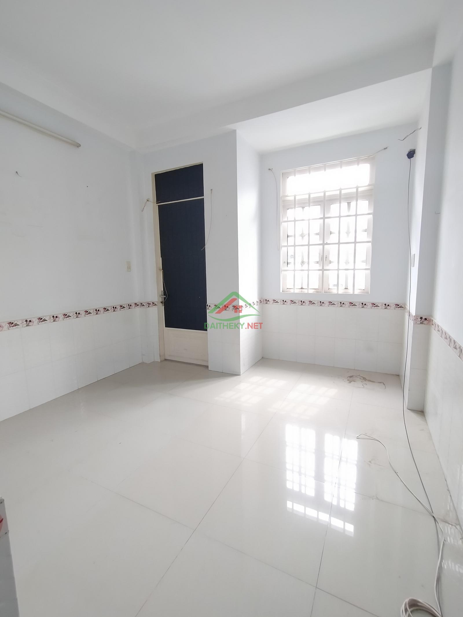 Bán nhà Âu Dương Lân, 49m2 4 tầng giá 5tỷ55, hẻm xe hơi - 0901462938 Ms. Dung