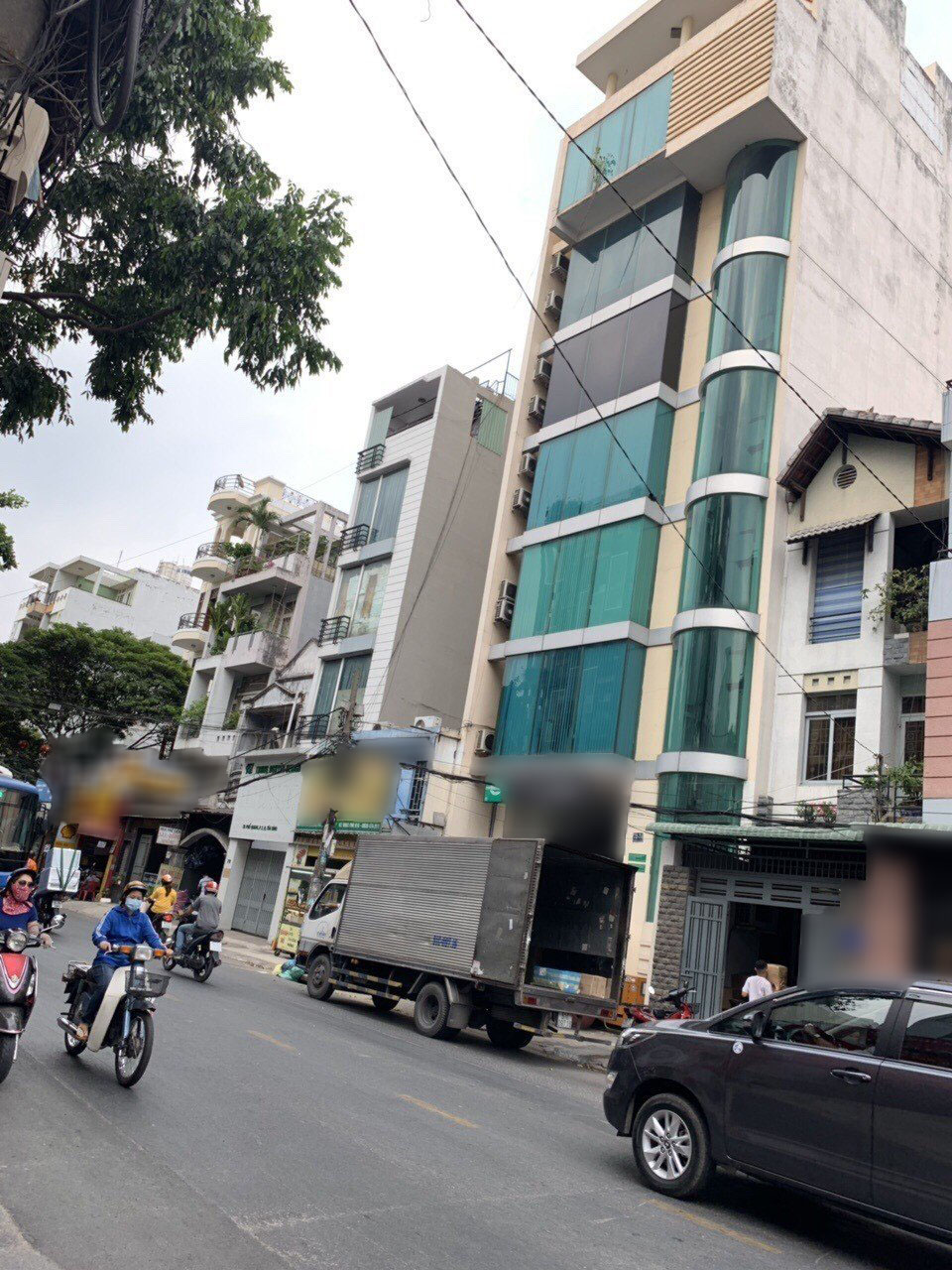 Bán gấp khách sạn góc gần Ngô Gia Tự ngay bệnh viên Medic Hòa Hảo, 5L. Giá bán nhanh chỉ 22.5 tỷ