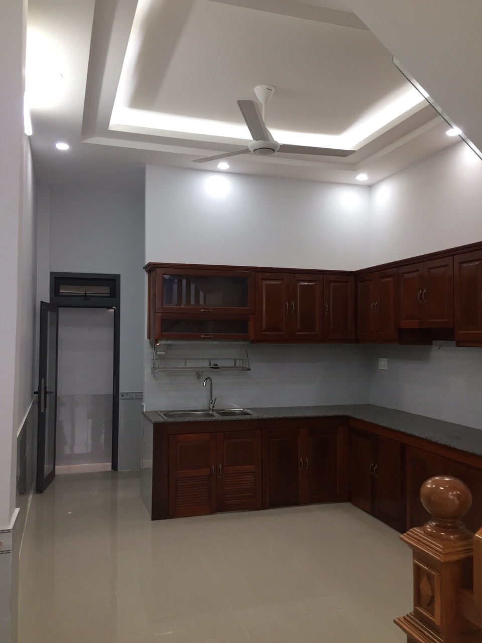 Bán nhà giá rẻ MT đường Nguyễn Lâm, P. 6, Quận 10, (3,5x14m) 49m2, 3 lầu, giá chỉ 12 tỷ 0931456***