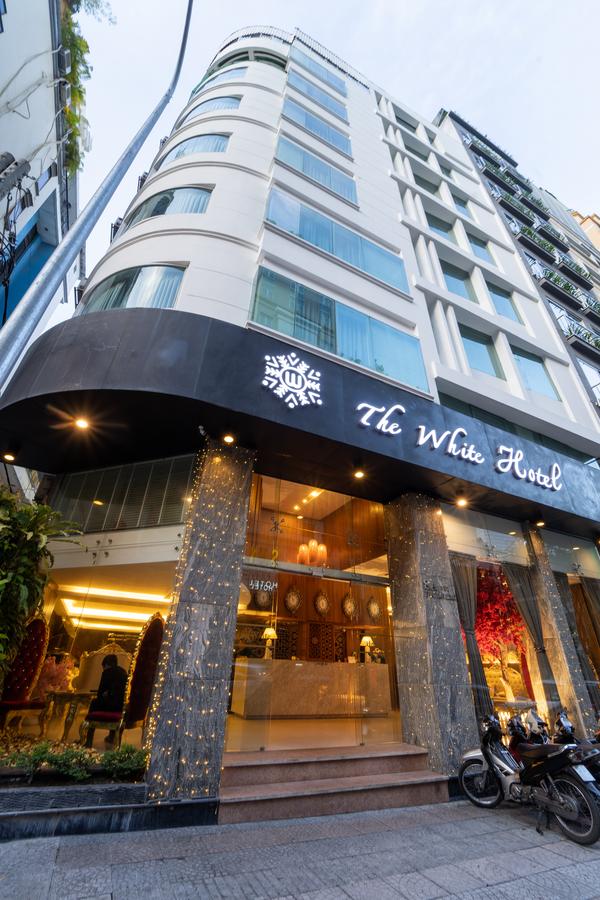 Bán đất thổ cư mặt tiền đường nhựa 20m Pháo Binh, Trâm Vàng 3, Gò Dầu, Tây Ninh. TDT: 1.060,2m2 24x48m. Gần bệnh viện Xuyên Á Tây Ninh