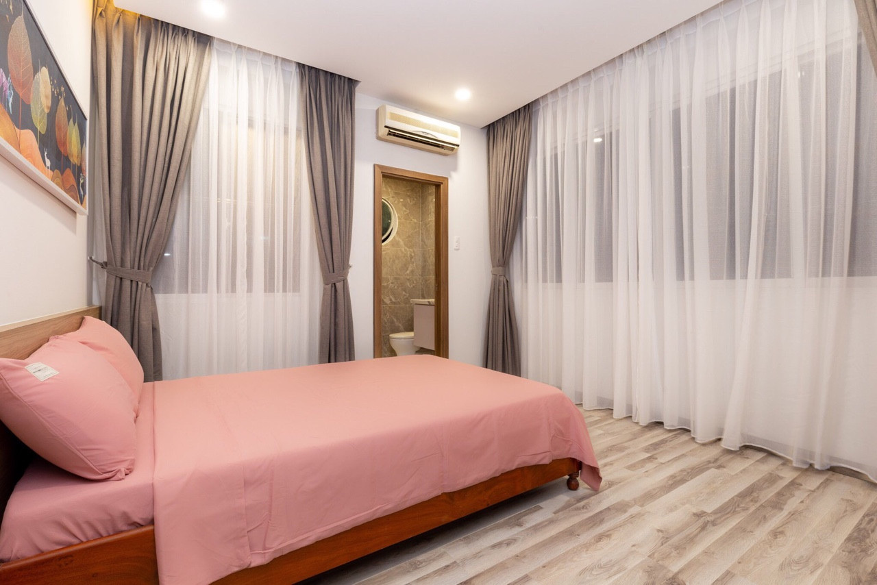 Bán nhà đường ba tháng hai phường 14 quận 10, DTSD: 124m2, 2L ST, giá 6.4 tỷ, nhà đẹp ở ngay