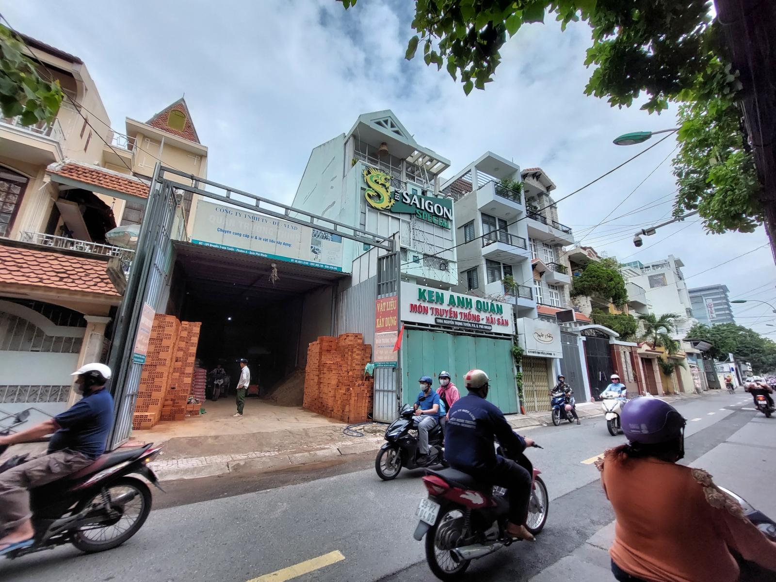 Miếng Đất Mặt Tiền Nguyễn Trọng Tuyển Phú Nhuận Quá Đẹp, CN 162m2, Giá 34 Tỷ