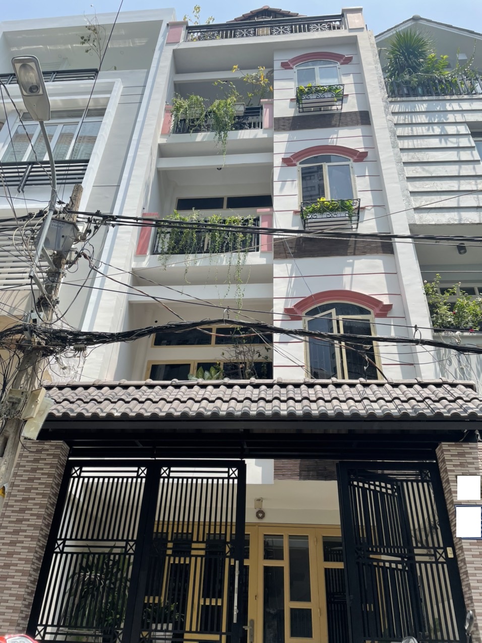 Bán căn nhà HXH 8m Nguyễn Văn Thương, P25, Bình Thạnh 5x15m 5 lầu 5PN xe hơi 7 chỗ đậu nhà