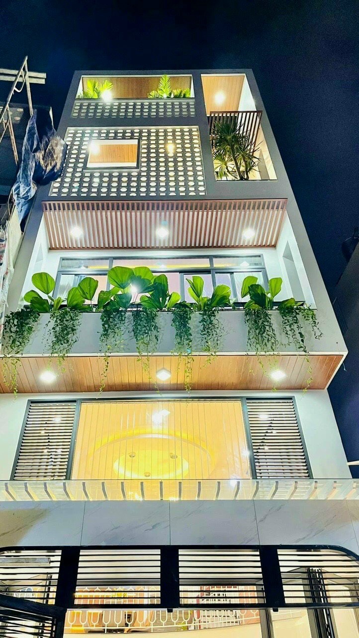 Bán CHDV Hầm 6T, HXT đường Tô Hiến Thành - Quận 10 nhỉnh 18 tỷ